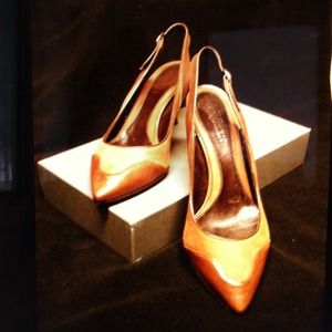 Alexander McQueen pumps: orig. price $518. Italian