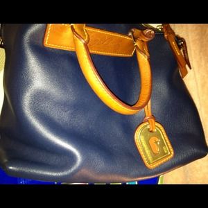 Dilen II Navy with tan trim satchel!sold