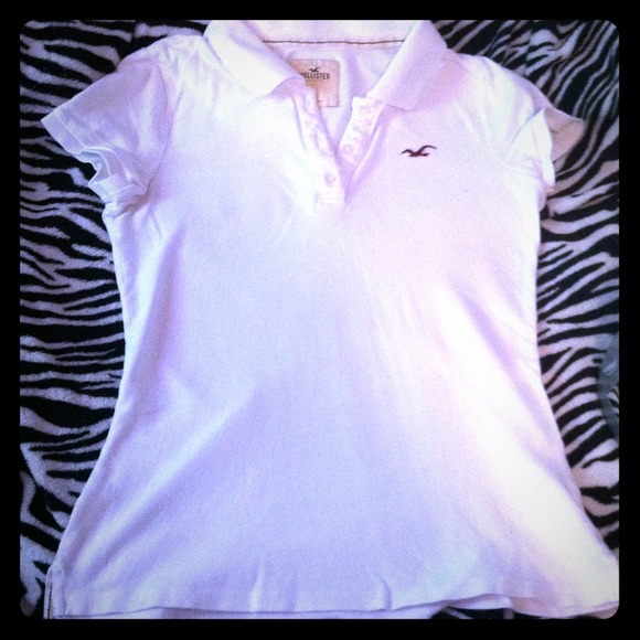 Hollister Tops - 💢RESERVED💢for @quii_love Hollister Shirt Bundle