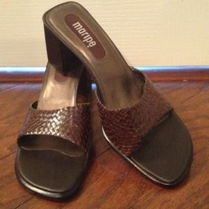 Maripe leather mules lightly used
