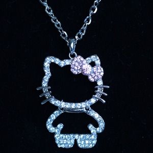 New Hello Kitty necklace