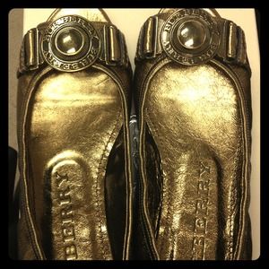 Burberry Medallion Peep Toe Flat (sz 7.5) NIB
