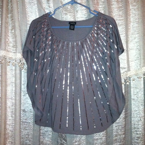 Grey sequin shirt and hi low striped shirt