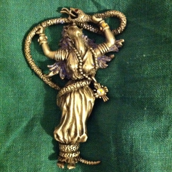 Pin - Picture 4 of 4