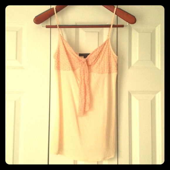 **SOLD** Light pink floral top