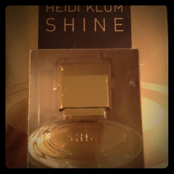 Heidi Klum shine perfume - Picture 1 of 3