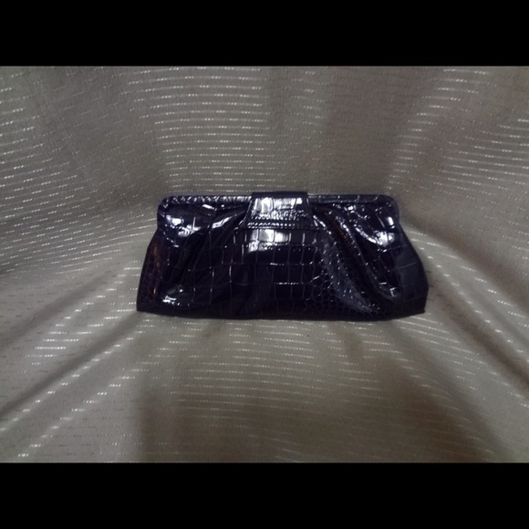 Purple Faux Python Clutch - Picture 2 of 4