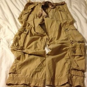 A & F cargo pants 💢bundle for @daisy_111💢