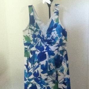 🌟REDUCED🌟Multi colored floral dress