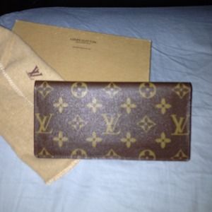 Louis Vuitton check book wallet