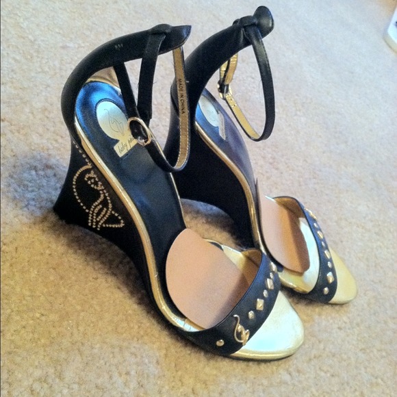Baby Phat Black & gold wedges