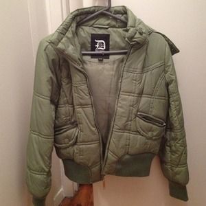 💢HOLD FOR @sawilkerson 💢Dollhouse winter coat