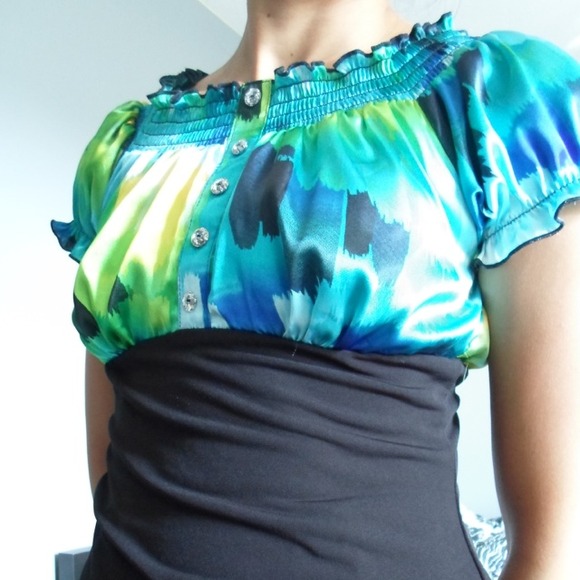Dressy top - Picture 1 of 4