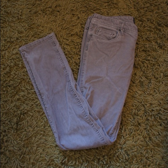 SOLD AEO Grey Skinny Chords