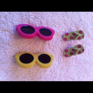 Sunglasses and flip flop earrings