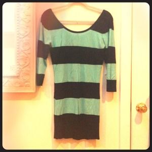 BUNDLE @lovinmusic Dress, shirt. Necklace- 25$