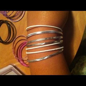 Set of bangles
