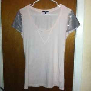 Gap Soft pink shirt w/gray matte sequence sleeves