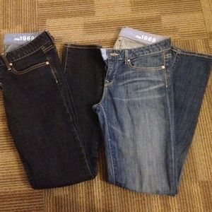 RESERVED!! @Taedra -BNWOT- 2 GAP jeans