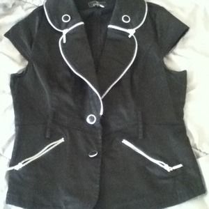 Black button vest