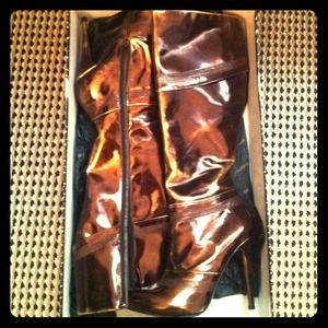 El Dantés metallic bronze boots