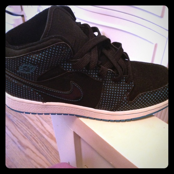 I am selling the Air Jordan Nikes !! BRAND NEW!