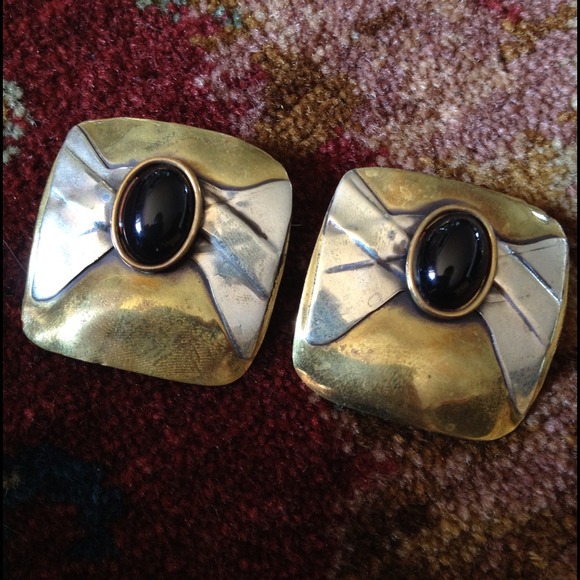 Jewelry - Vintage mixed metal pierced earrings