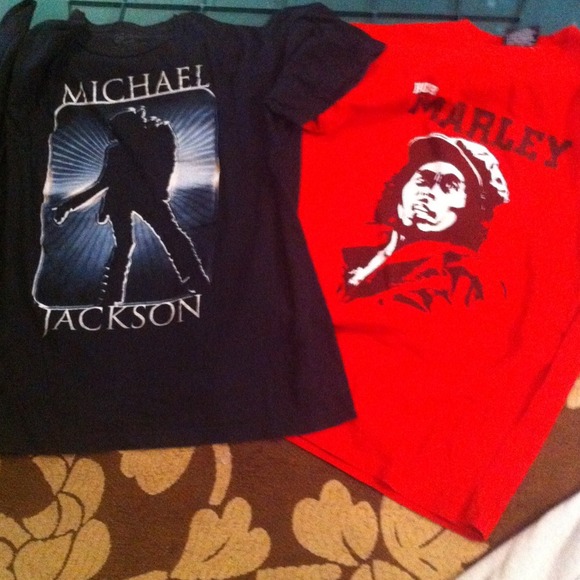 Men's graphic tees size large