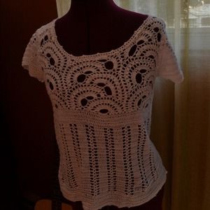 SALE**Short Sleeve Crochet Top(was $15)
