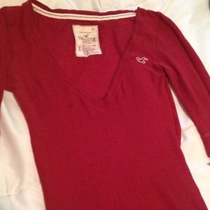 Hollister mid- sleeve maroon shirt.