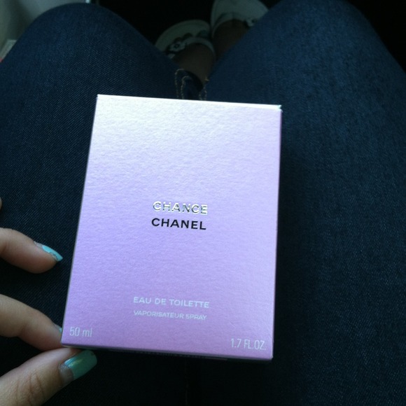 New!! CHANEL chance perfume