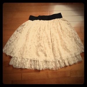 Lace skirt