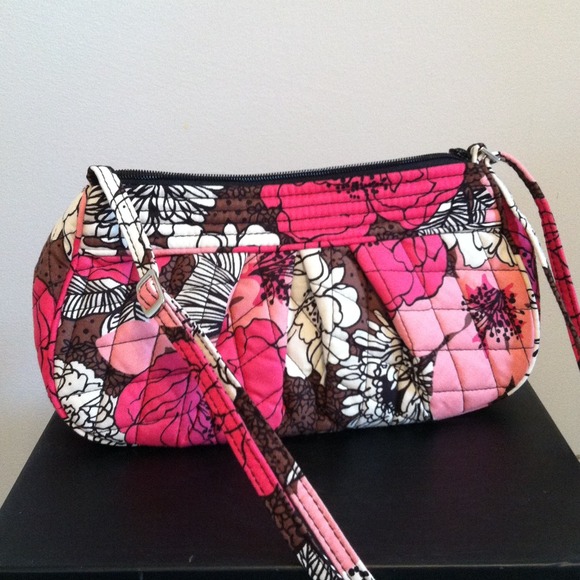 Never used Vera bradley Crossbody bag.