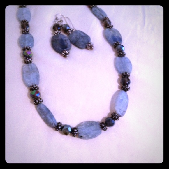 Sold on Call Dibs ❌Blue Stone Necklace Set