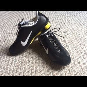 Nike rival shox leather running shoe