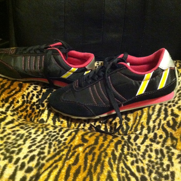 Pair of black shoes, only been worn once