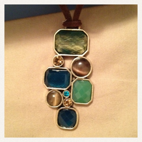 NWT- 2 Lia Sophia necklace's