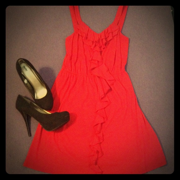 Reserved! Red ruffled dress