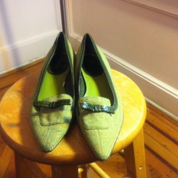 Kitten heel Shoes