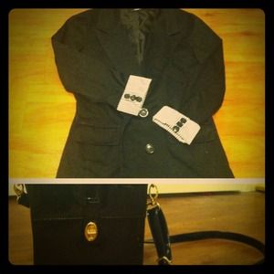 ✋Reserved✋ Black blazer and Petit Black Bag