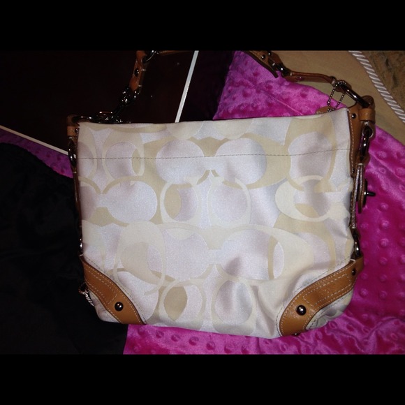 100% Authentic coach purse.