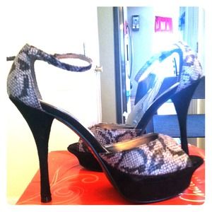 Sexy snake skin heels