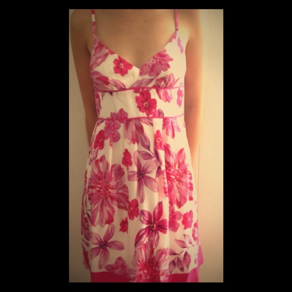 Flower print dress - Picture 1 of 3