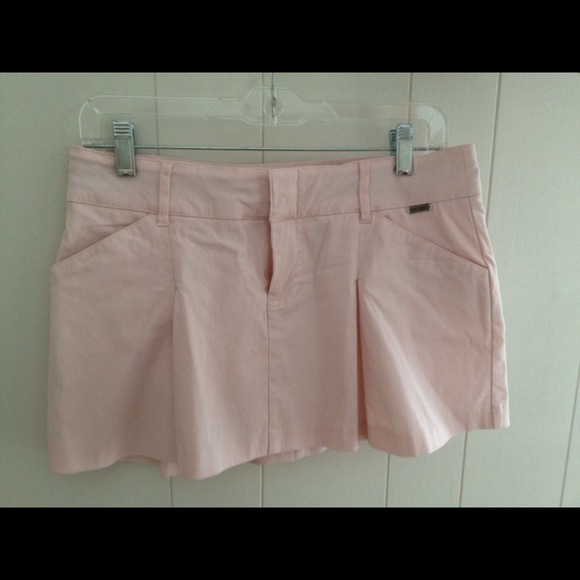 Pink tennis skirt - Picture 1 of 2