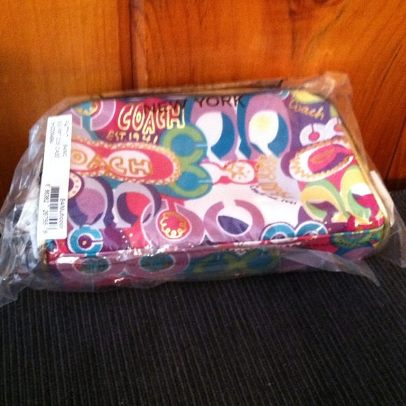 Authentic Coach Cosmetic Bag NWT