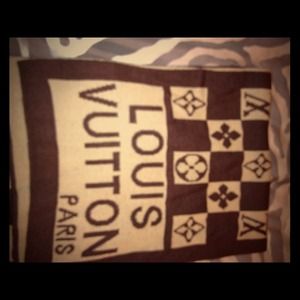 Louis Vuitton Scarf.