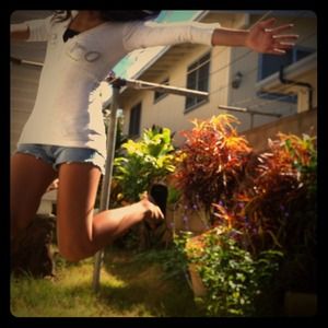 White aero 3/4 sleeves