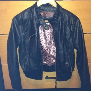 💢Reserved💢Leather jacket