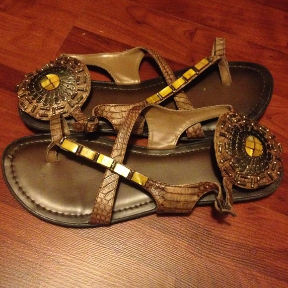 Sandals - Picture 2 of 2