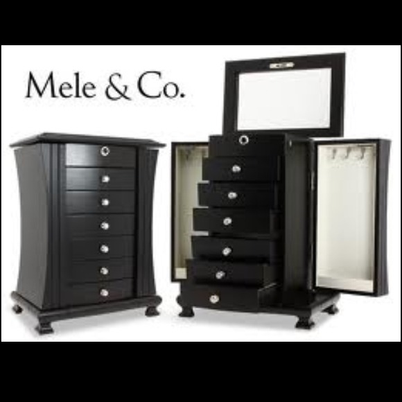 Jewelry box /like new - Picture 2 of 2